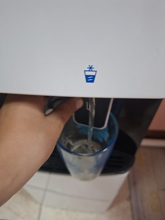 Куллер для воды в рабочем состоянии