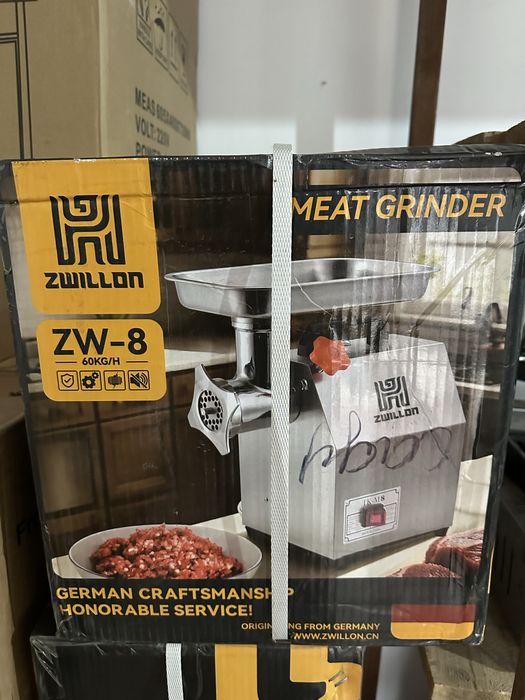 Мясорубка новая