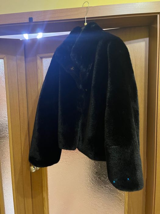 Кожено черно палто