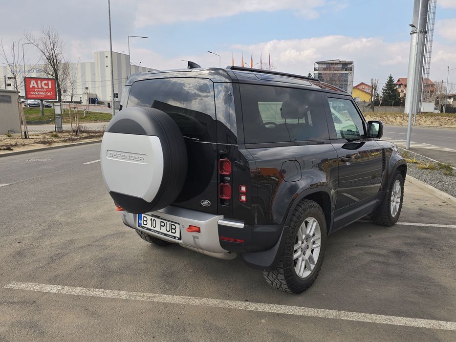 Land Rover Defender 90