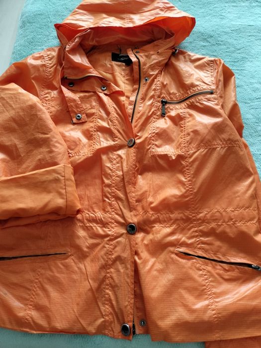 Куртка дождевик на замке
