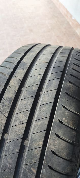 Anvelope Bridgestone 245 45 18