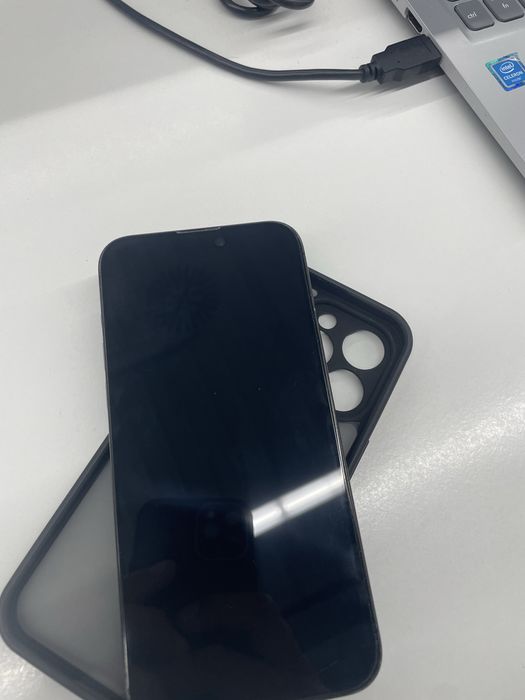 Iphone 15 pro max 512 GB Заключен айклауд