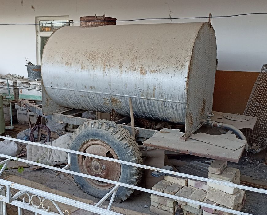 3 tonnalik yomkost sotiladi. Suv bachogi sotiladi (2.700ml)