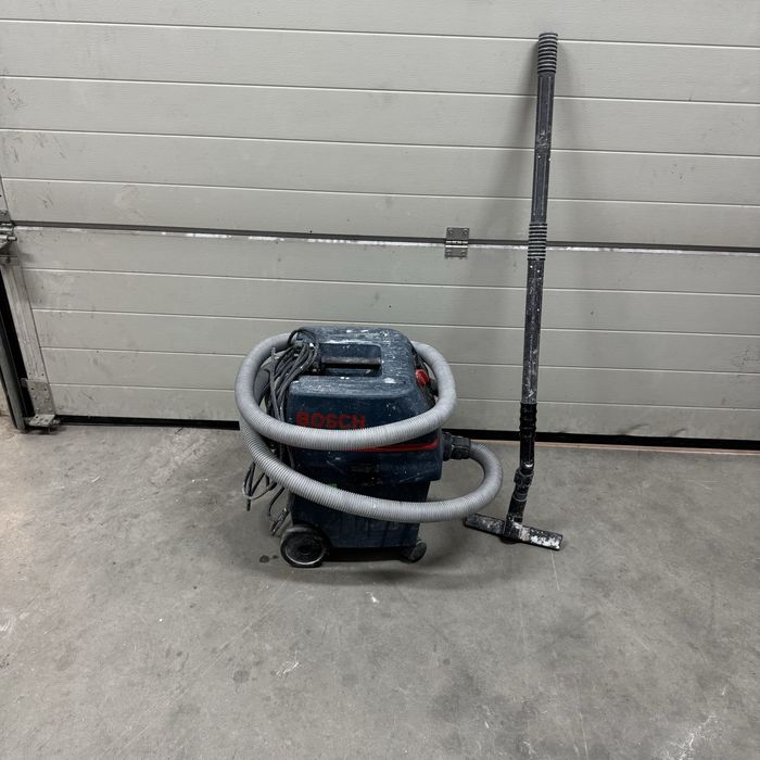 Прахосмукачка 1200W 25л BOSCH GAS 25