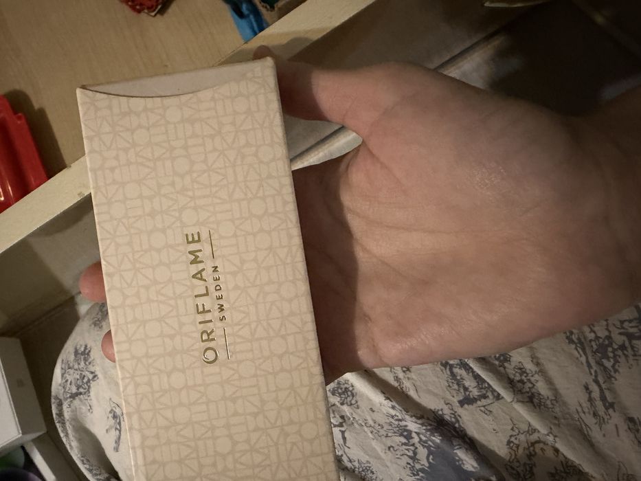 часы орифлейм новая