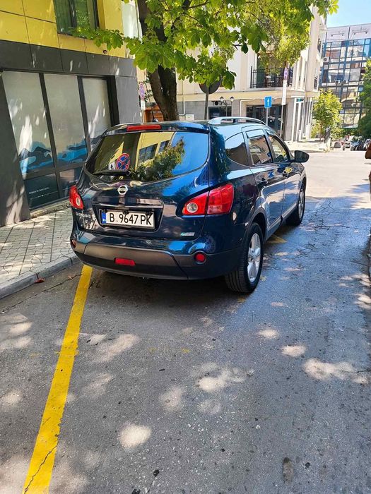 Nissan Qashqai джип