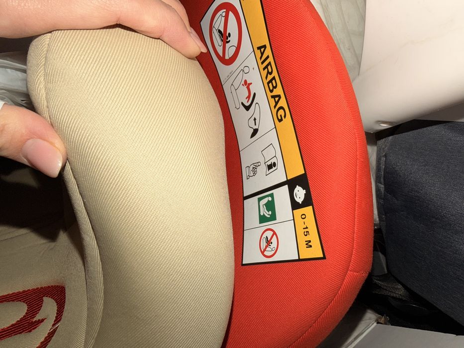 Cybex Syrona m2 + Isofix база