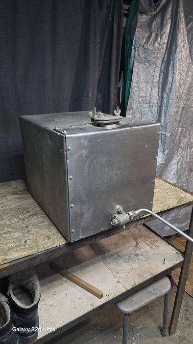 Бак из нержавейки для питьевой воды