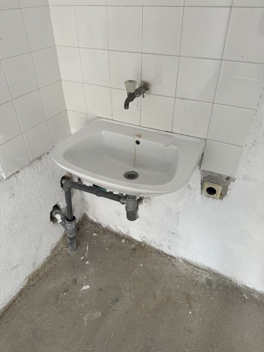 Дава се под наем Гараж / Паркомясто в Варна, Генералите - 16 кв.м за 76.5 € - Снимка #2