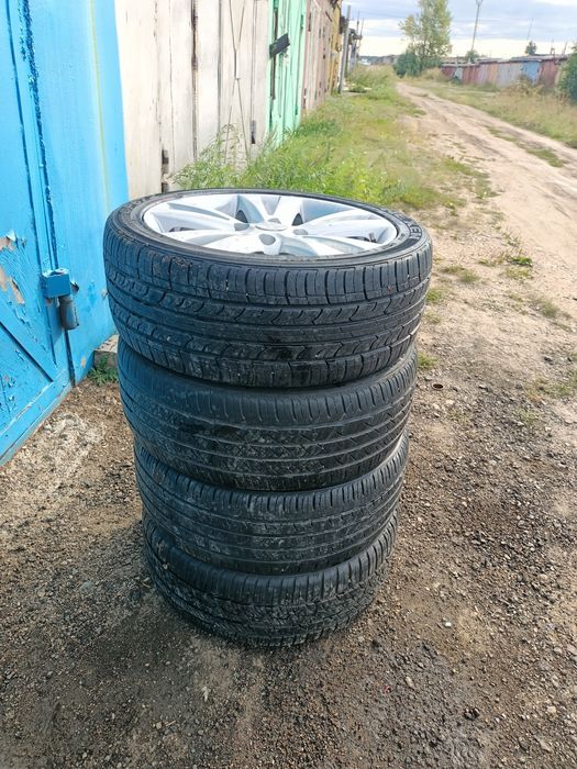 Продам диски с резиной