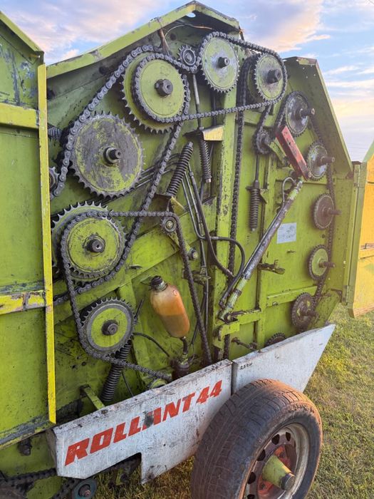 Продам Пресс-подборщик CLAAS Rollant 44