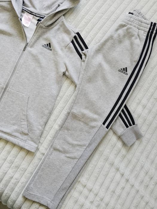 Детски екип Adidas 9-10г.