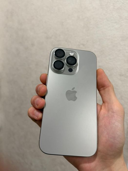 Продаю iphone 16 pro