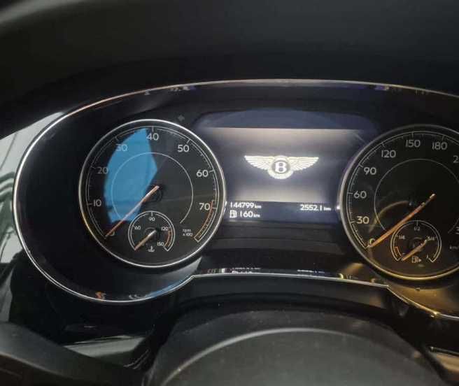 Bentley Bentayga avariat