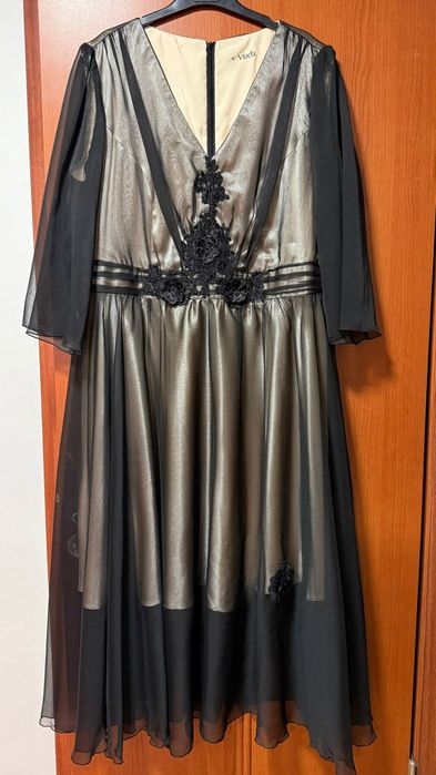 Vand rochie de seara