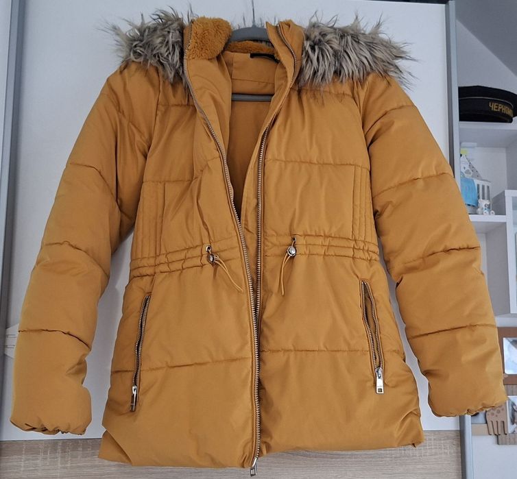 Дамски зимни якета