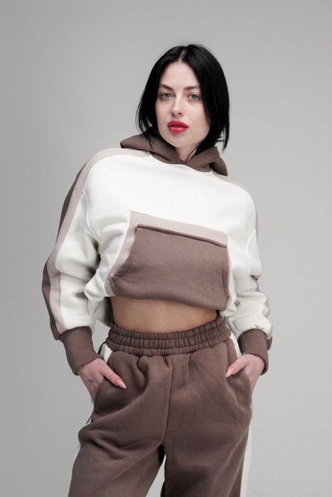 топъл спортен анцуг