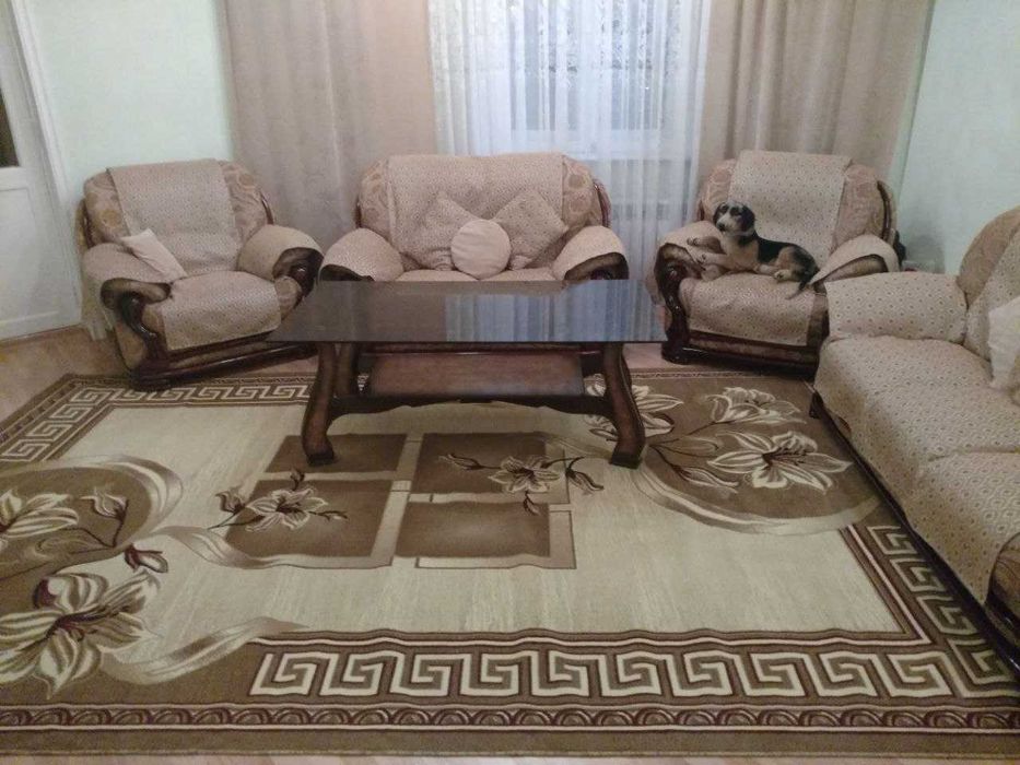 Продается ковер Б/У 2.5х4 метра