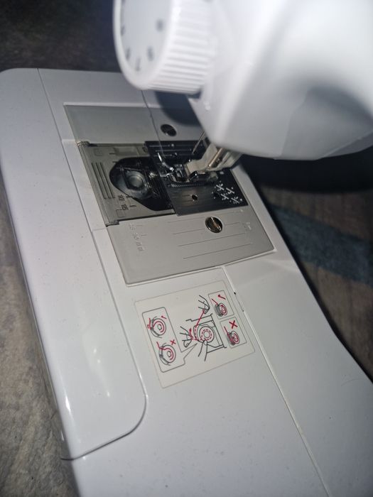 Машинка новая Japan ход мягкий ,работает  тихо