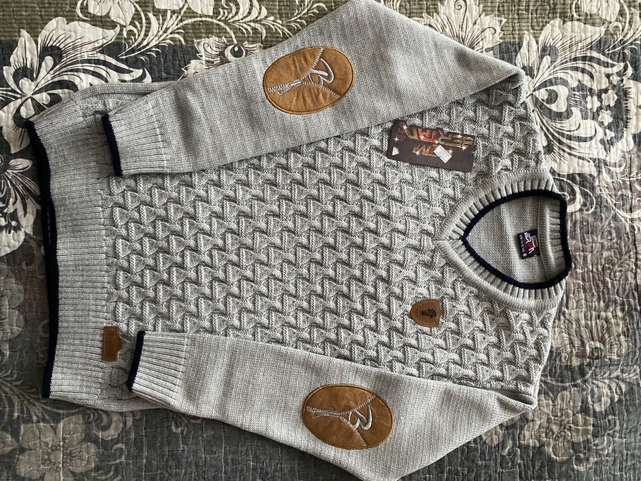 Новый свитер на 12 лет