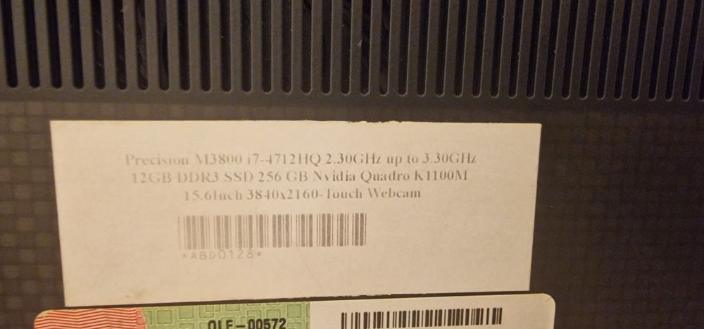 Super pret!!! Vand sau schimb Laptop dell grafica m3800 i7 ssd touch