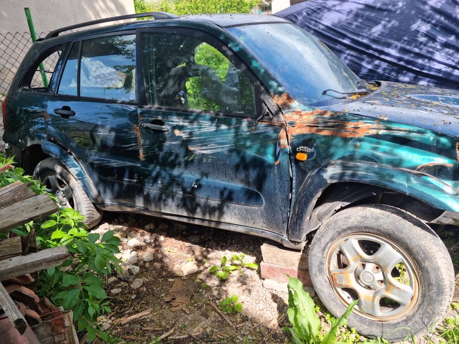 Rav4 116 k.c на части