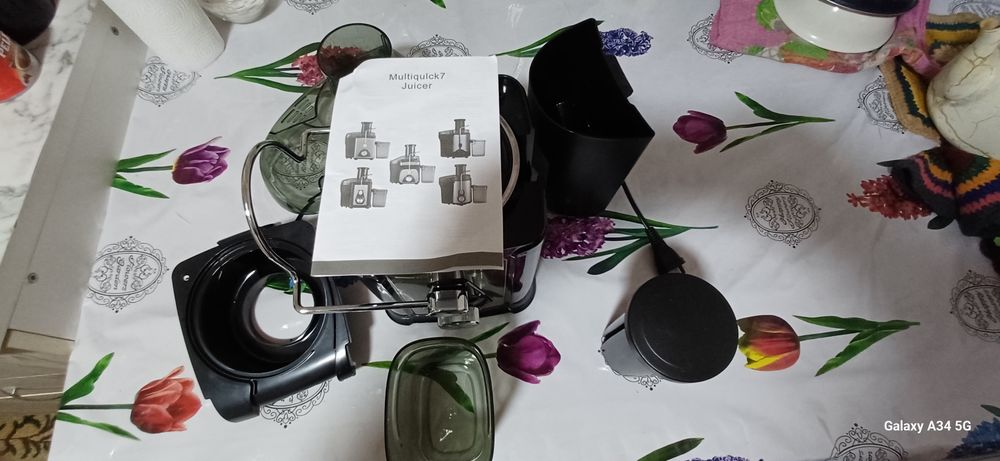 Продам соковыжималку