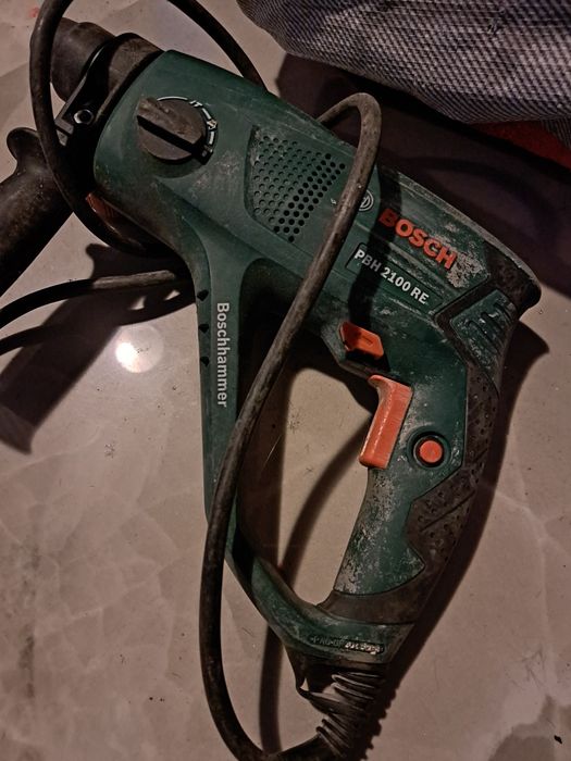 Vind rotopercutor Bosch re 2100