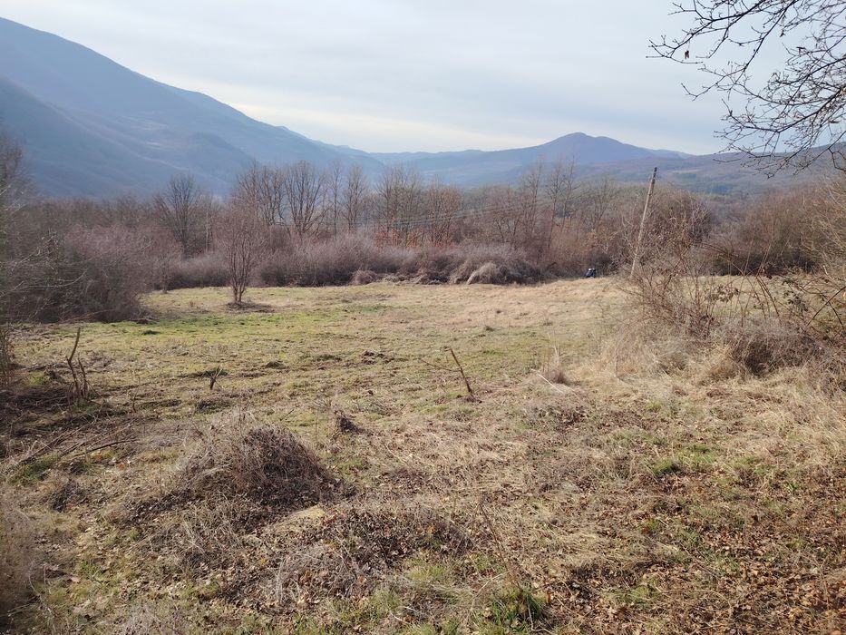 Продава се Парцел в с. Добърчин, Област София-област - 6500 кв.м за 10 €/кв.м - Снимка #3