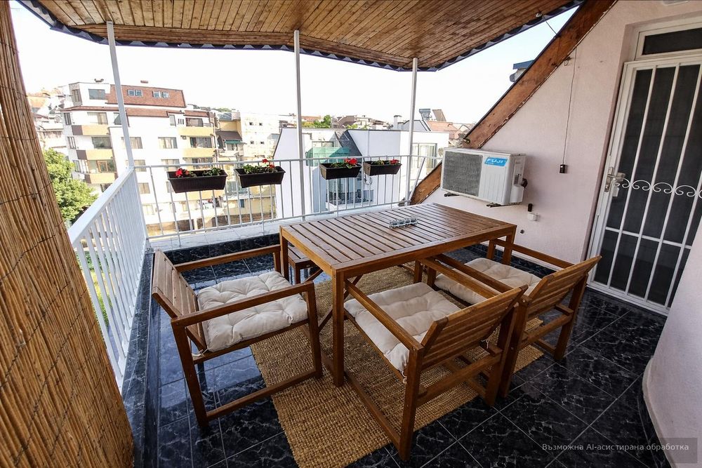 Мезонет, под наем, Лятно кино Тракия