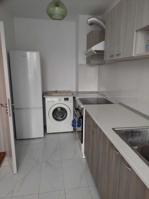 Дава се под наем Тристаен апартамент в Пловдив, Мараша - 104 кв.м за 510 € - Снимка #8