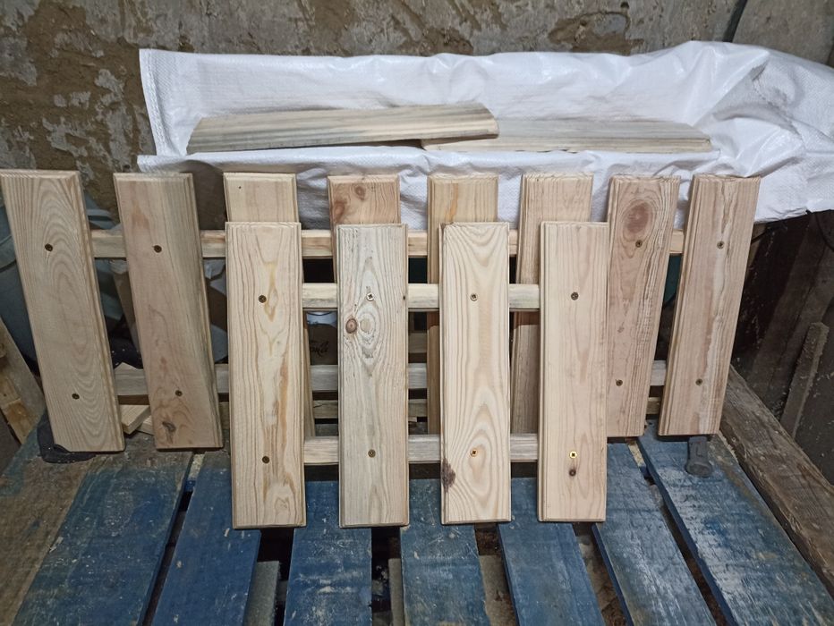 Продавам дървени огради