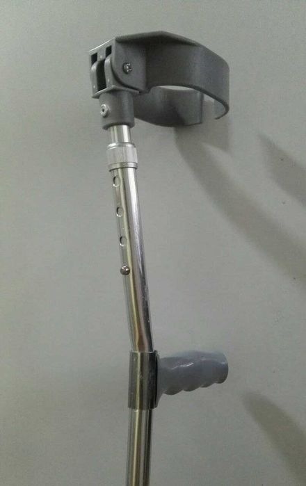 Доставка. Локтевой костыль, подлокотник