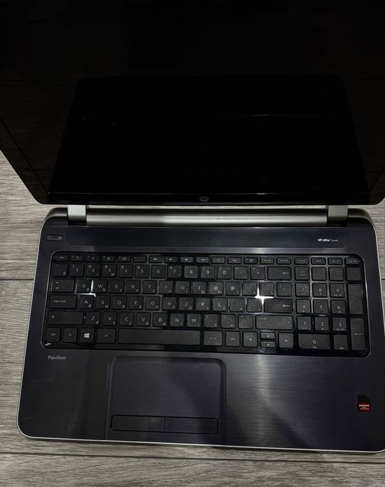 Компьтер б/у HP Pavilion 15-n211sr