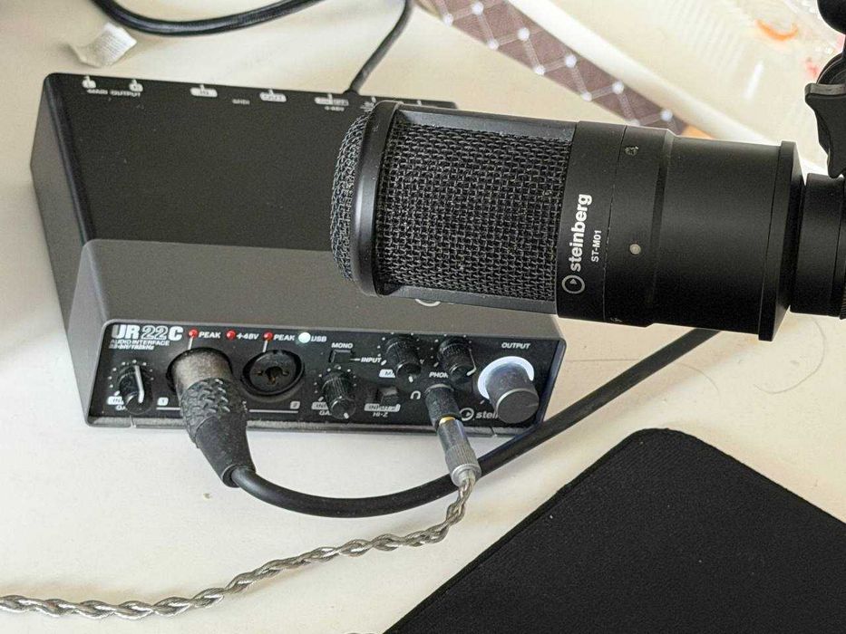 Steinberg ur-22c Аудио интерфейс  Аудио карта Микрофон
