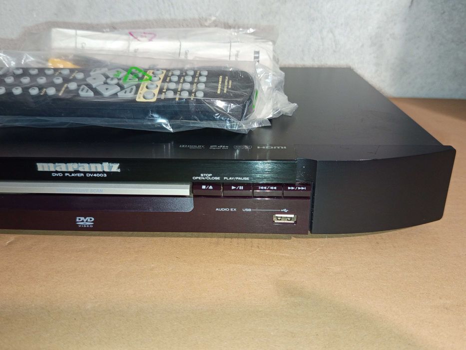 DVD плейър Marantz DV4003