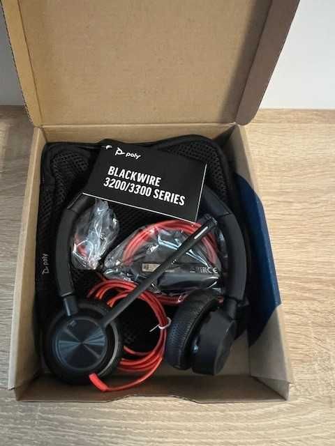 Casti Poly 4320 cu stand