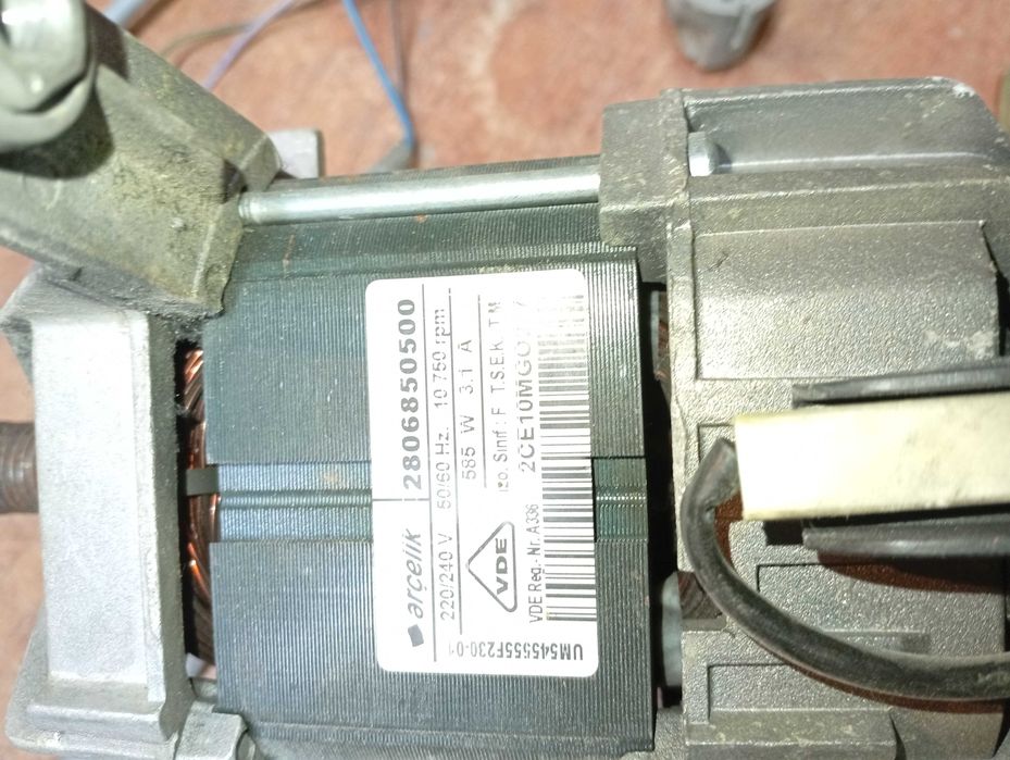 Продам эл.мотор от импортной стиралки