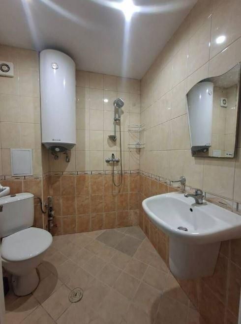 Дава се под наем Двустаен апартамент в Варна, Лятно кино Тракия - 67 кв.м за 458.49 € - Снимка #5