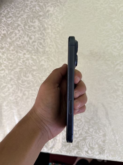 iPhone 17 pro deep blue 256 GB J/A