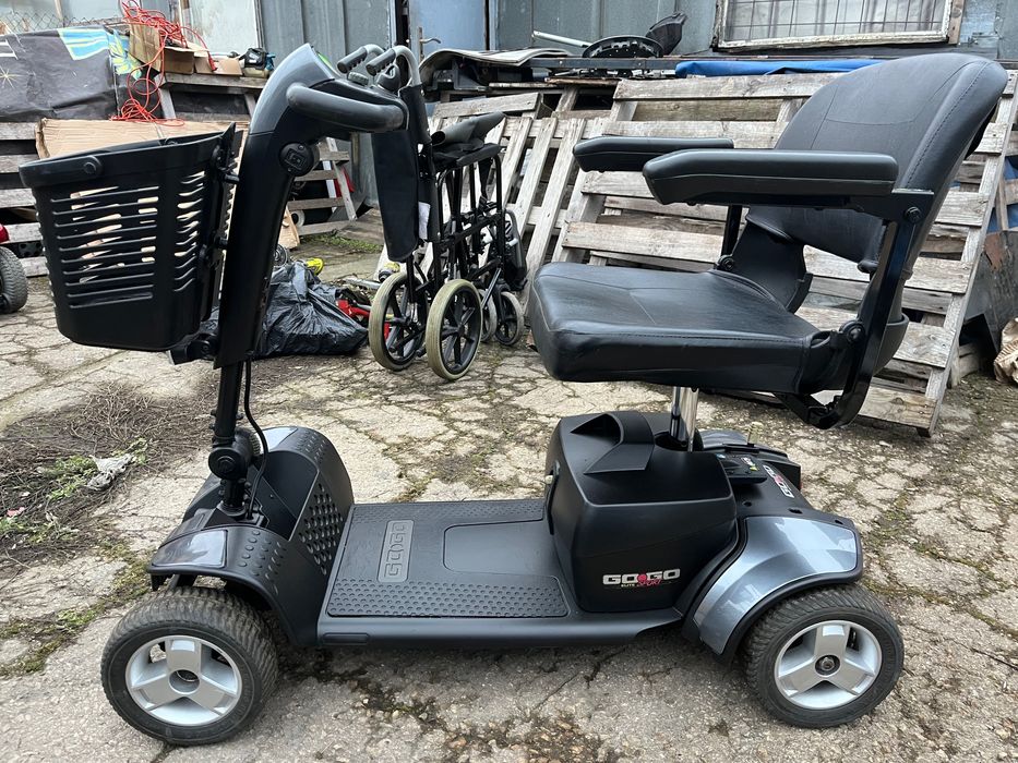 Инвалиден електрически скутер GO-GO Sport