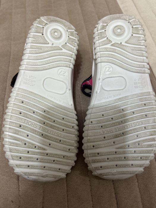 Чисто нови Пантофи детски