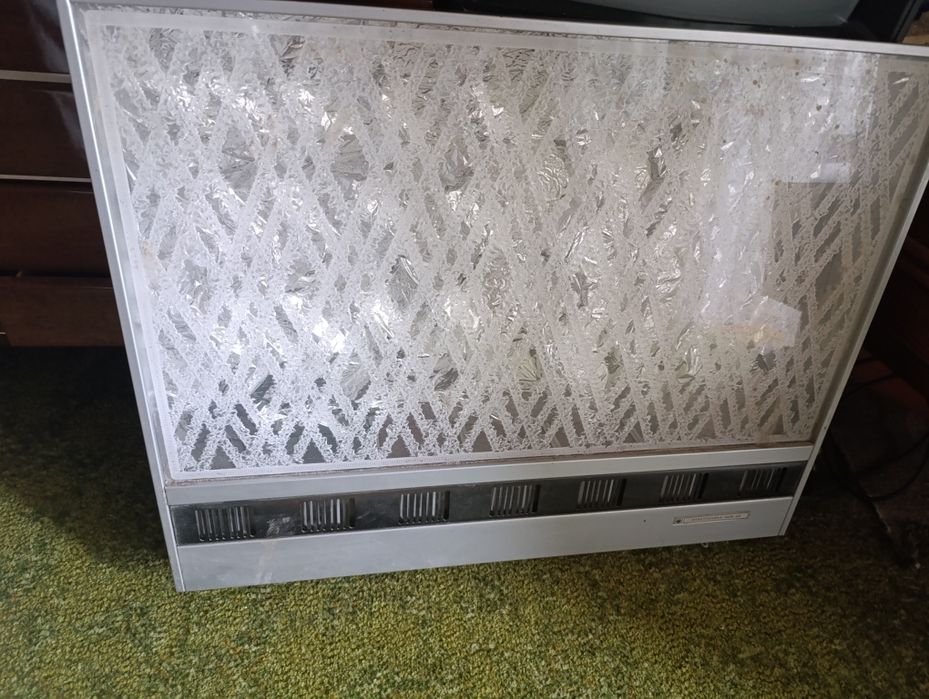 Скидка !Светомузыка советская с усилителем УЦМ  0.3 в отличном состоя