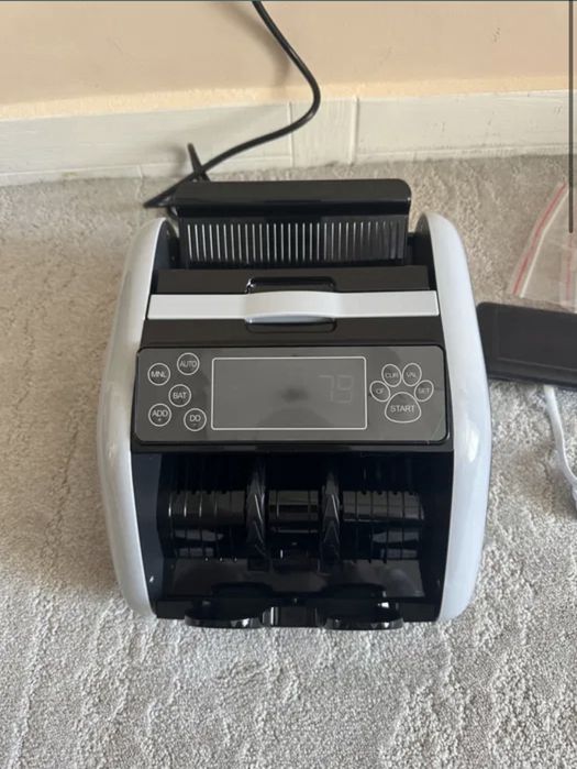 Masina numarat bani noua  cash