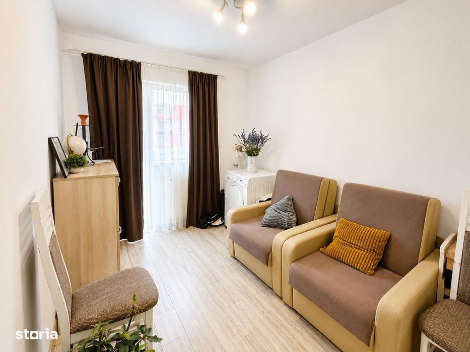 Apartament 3 camere, balcon loc de parcare inclus