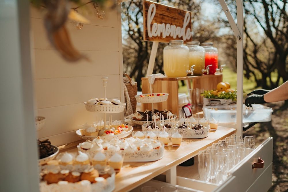 The Tuk Cigar Bar / Lemonade Bar / Prosecco Bar Bucuresti Sectorul 5