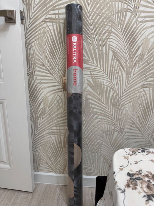 Продам обои новые