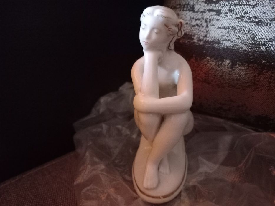 Статуэтка лфз - на пляже