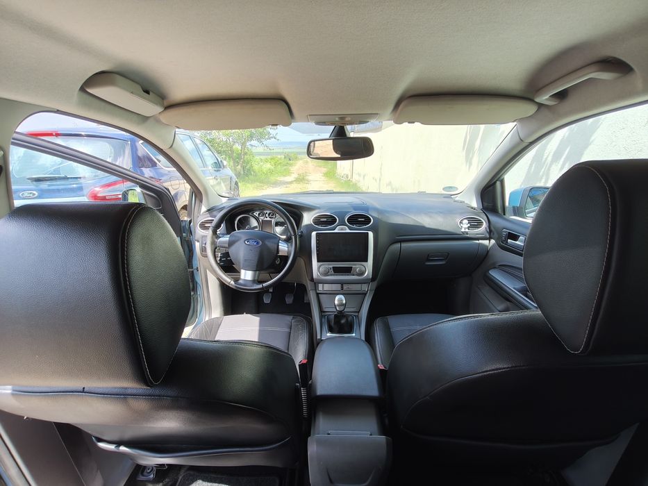 Ford focus 2 combi facelift 1.6 tdci 109 cai proprietar